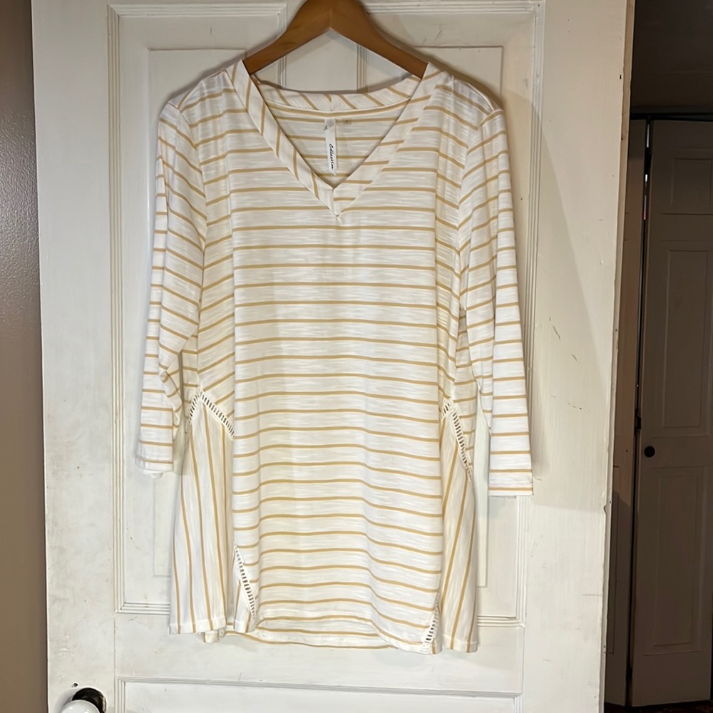NY Collection Top